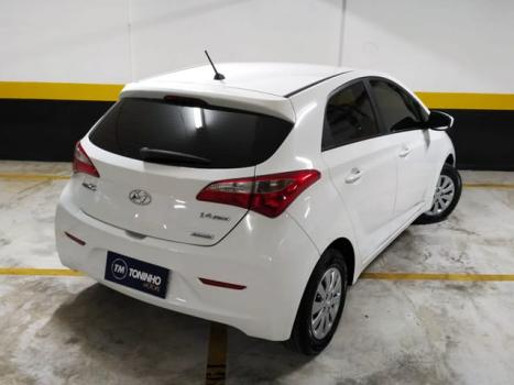 HYUNDAI HB 20 1.6 16V 4P COMFORT PLUS FLEX AUTOM�TICO, Foto 2