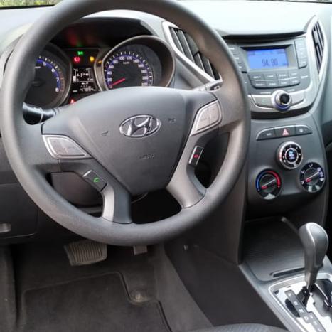 HYUNDAI HB 20 1.6 16V 4P COMFORT PLUS FLEX AUTOM�TICO, Foto 4