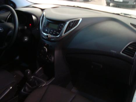 HYUNDAI HB 20 Hatch 1.6 16V 4P FLEX GLS COMFORT PLUS, Foto 4