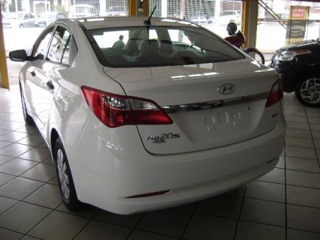 HYUNDAI HB 20 Sedan 1.0 12V 4P FLEX COMFORT PLUS, Foto 2