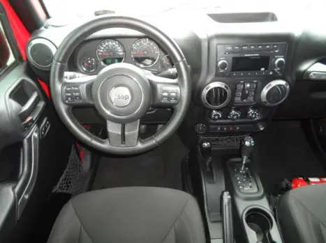 JEEP Wrangler 3.6 V6 4P UNLIMITED SPORT 4X4 AUTOM�TICO, Foto 2