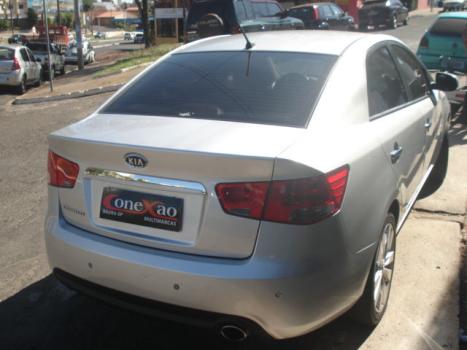 KIA Cerato 1.6 16V 4P SX, Foto 2