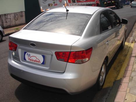 KIA Cerato Sedan 1.6 16V 4P EX, Foto 3