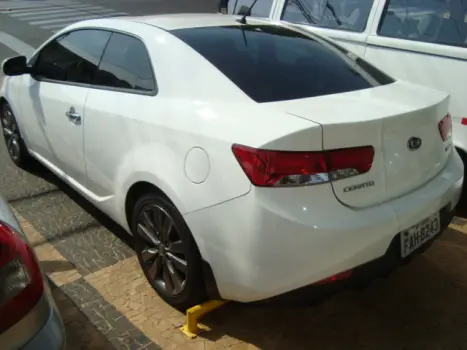 KIA Cerato Sedan 2.0 16V KOUP AUTOM�TICO, Foto 2