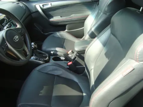 KIA Cerato Sedan 2.0 16V KOUP AUTOM�TICO, Foto 3
