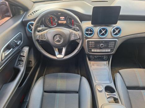 MERCEDES-BENZ CLA 200 1.6 16V 4P VISION AUTOM�TICO, Foto 2