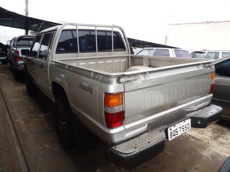 MITSUBISHI L 200 2.5 4X4 CABINE DUPLA DIESEL, Foto 4