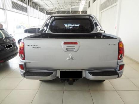 MITSUBISHI L 200 3.2 16V 4X4 TRITON HPE CABINE DUPLA, Foto 4