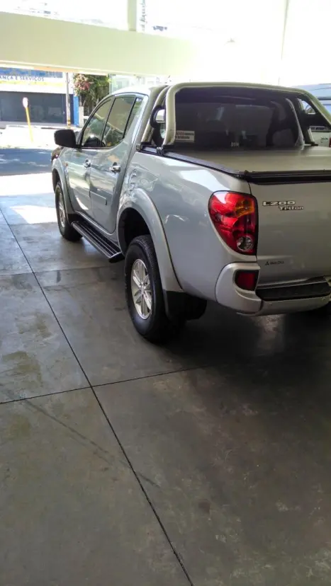 MITSUBISHI L 200 3.2 16V 4X4 TRITON HPE CABINE DUPLA, Foto 1