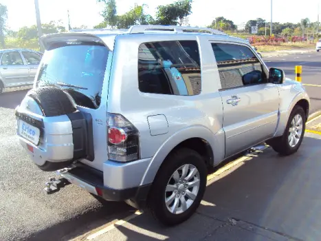 MITSUBISHI Pajero Full 3.2 16V 4P HPE 4X4 TURBO DIESEL AUTOM�TICO, Foto 2