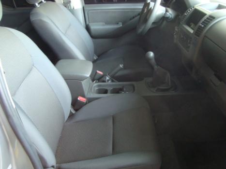 NISSAN Frontier 2.5 XE TURBO DIESEL CABINE DUPLA, Foto 3