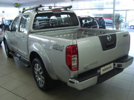 NISSAN Frontier 2.5 AX TURBO DIESEL CABINE DUPLA, Foto 4