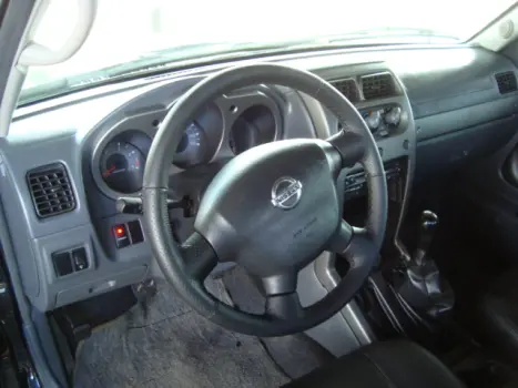NISSAN Frontier 2.8 XE TURBO DIESEL CABINE DUPLA, Foto 4