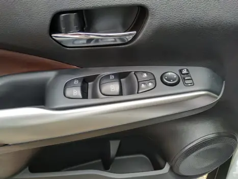 NISSAN Kicks 1.6 16V 4P SL FLEX X-TRONIC CVT, Foto 8