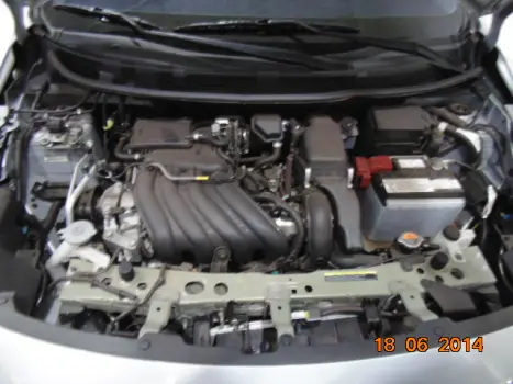 NISSAN Versa Sedan 1.6 16V 4P FLEX SL, Foto 4