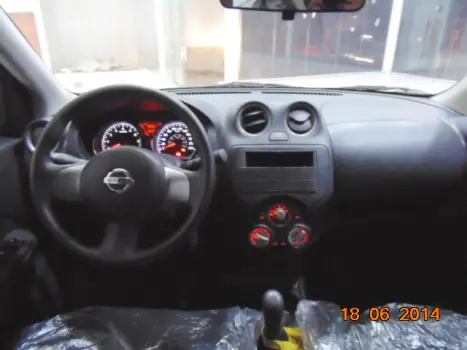 NISSAN Versa Sedan 1.6 16V 4P FLEX SL, Foto 3