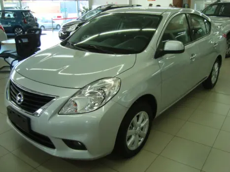 NISSAN Versa Sedan 1.6 16V 4P FLEX S, Foto 1