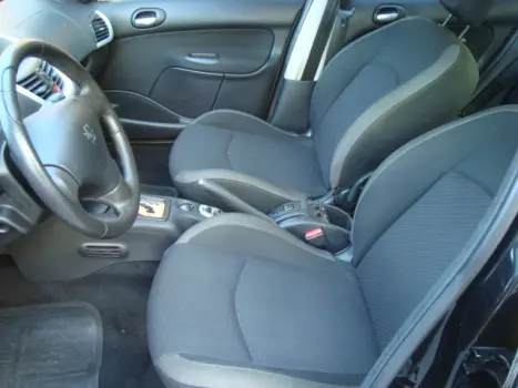 PEUGEOT 207 Sedan 1.6 4P PASSION XS FLEX, Foto 2