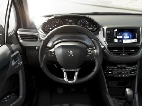 PEUGEOT 208 1.5 4P FLEX ALLURE, Foto 2