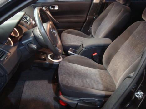 RENAULT Megane Grand Tour 1.6 16V 4P FLEX DYNAMIQUE, Foto 2