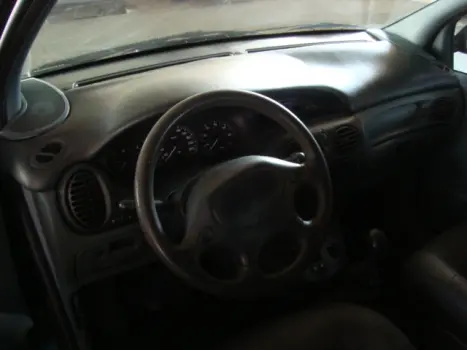 RENAULT Scenic 2.0 16V 4P RXE AUTOM�TICO, Foto 3