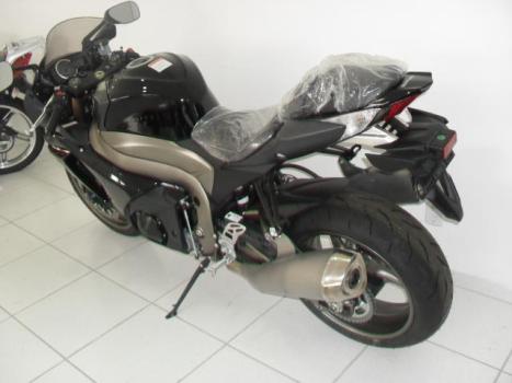 SUZUKI GSX-R 1000 SRAD , Foto 2