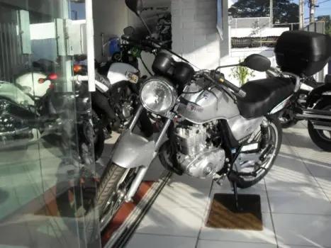 SUZUKI Yes 125 EN, Foto 3