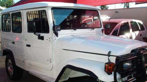 TOYOTA Bandeirante 3.7 4X4 DIESEL TETO R�GIDO, Foto 2