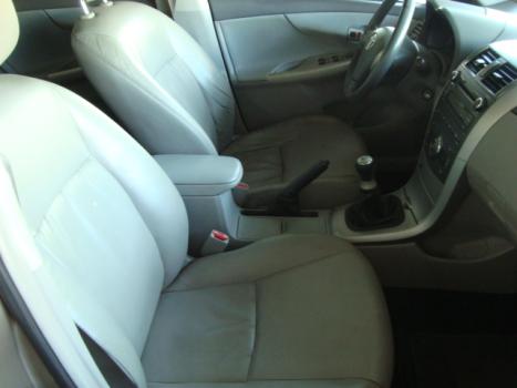 TOYOTA Corolla 1.8 16V 4P XEI, Foto 2