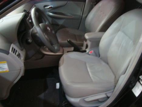 TOYOTA Corolla 1.8 16V 4P XEI, Foto 2