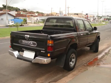 TOYOTA Hilux Caminhonete 3.0 4P SRV DIESEL CABINE DUPLA, Foto 3
