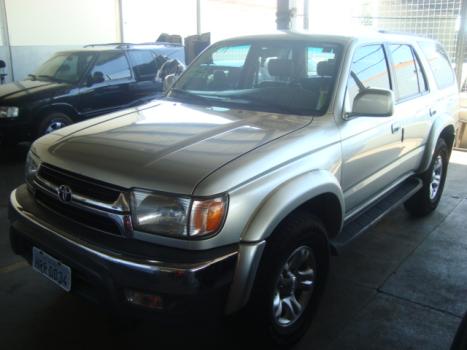 TOYOTA Hilux Caminhonete 3.0 16V 4P SRV TURBO DIESEL CABINE DUPLA, Foto 1