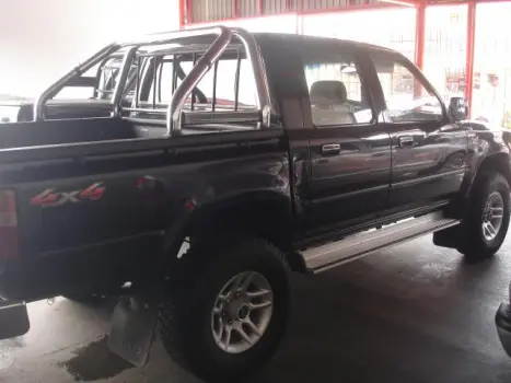 TOYOTA Hilux Caminhonete 2.8 4P 4X4 DIESEL CABINE DUPLA, Foto 2