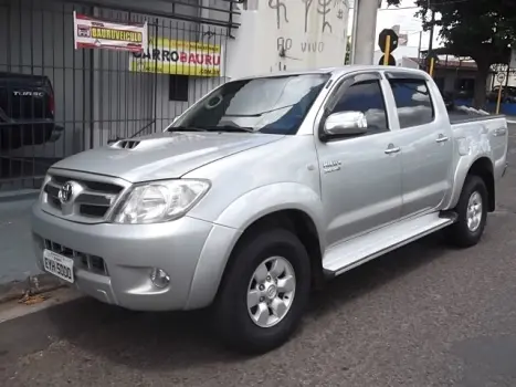 TOYOTA Hilux Caminhonete 3.0 4P DX 4X4 DIESEL CABINE DUPLA, Foto 1