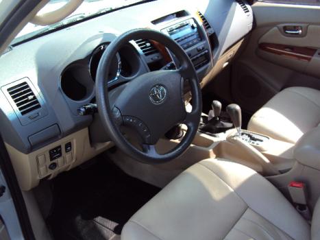 TOYOTA Hilux Caminhonete 3.0 16V 4P 4X4 SRV TURBO DIESEL, Foto 2