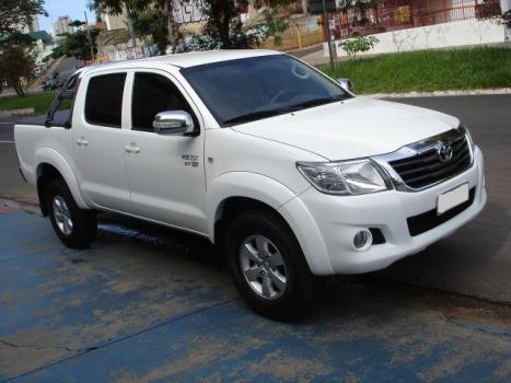 TOYOTA Hilux Caminhonete 2.7 16V 4P SR FLEX CABINE DUPLA, Foto 1