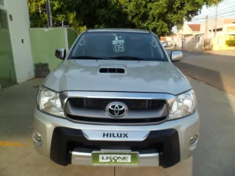 TOYOTA Hilux Caminhonete 3.0 4P 4X4 SRV TURBO DIESEL CABINE DUPLA, Foto 3