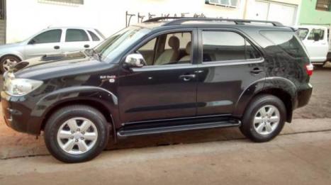 TOYOTA Hilux Caminhonete 3.0 16V 4P SRV TURBO 4X4, Foto 1