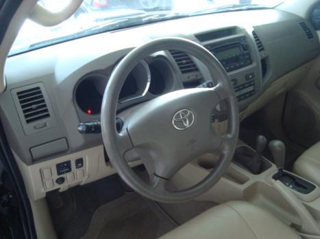 TOYOTA Hilux Caminhonete 3.0 16V 4P SRV TURBO DIESEL CABINE DUPLA, Foto 3