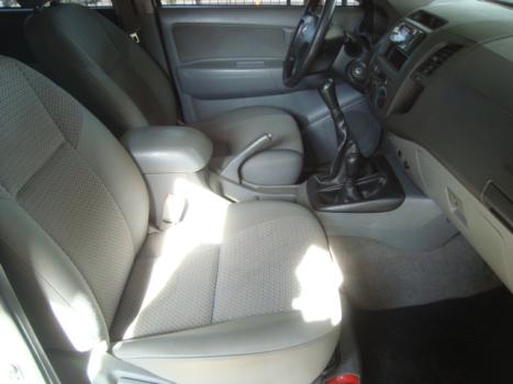 TOYOTA Hilux Caminhonete 3.0 4P 4X4 SRV TURBO DIESEL CABINE DUPLA, Foto 2