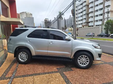 TOYOTA Hilux SW4 3.0 16V 4P SRV 4X4 TURBO DIESEL AUTOM�TICO, Foto 6