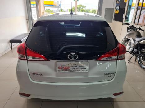 TOYOTA Yaris Hatch 1.3 16V 4P FLEX XL PLUS TECH MULTIDRIVE AUTOM�TICO CVT, Foto 9