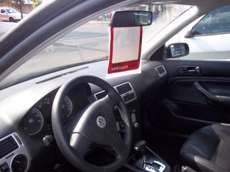 VOLKSWAGEN Bora 2.0 4P, Foto 2