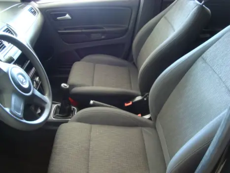 VOLKSWAGEN Fox 1.6 4P TREND FLEX, Foto 2