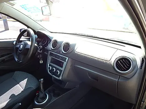 VOLKSWAGEN Gol 1.0 4P G5 FLEX, Foto 4