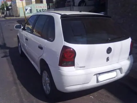 VOLKSWAGEN Gol 1.0 4P, Foto 2