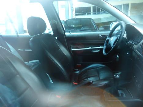 VOLKSWAGEN Golf 1.6 4P, Foto 3