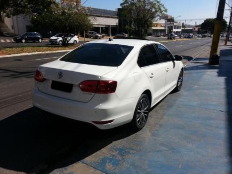 VOLKSWAGEN Jetta 2.0 4P TSI HIGHLINE 211 CV AUTOM�TICO, Foto 3