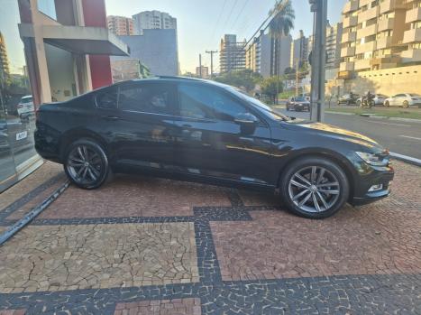 VOLKSWAGEN Passat , Foto 5