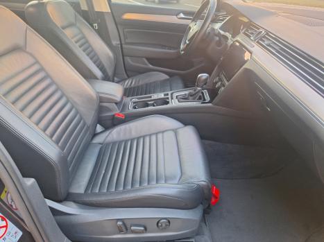 VOLKSWAGEN Passat , Foto 11